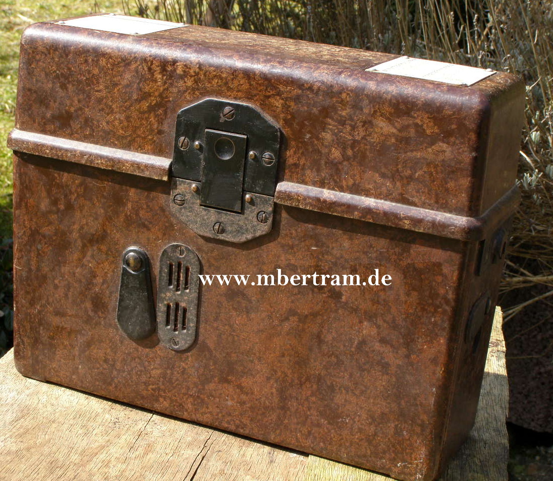 Wehrmachts Feldtelefon, Bakelitgehäuse 1937, Z2