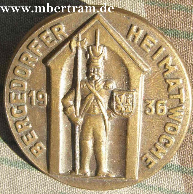 Bergedorfer Heimatwoche 1936, Metall mit Nadel