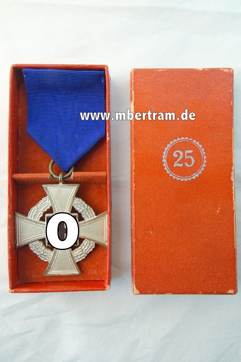 Treudienst-Ehrenzeichen 2. Stufe für 25 Jahre, im Verleihungsetui, Fa. Fr. Keller