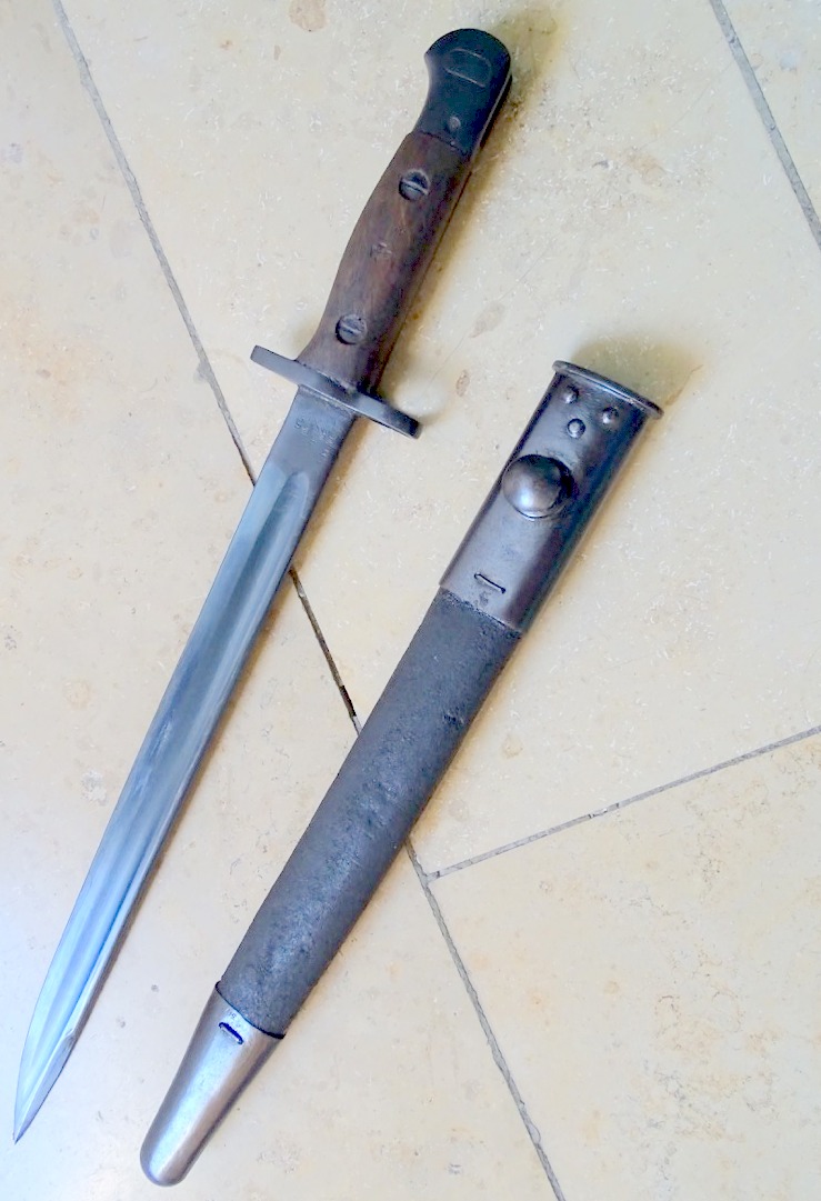 England kurzes Enfield Jungle Bajonett 1907, Lederscheide