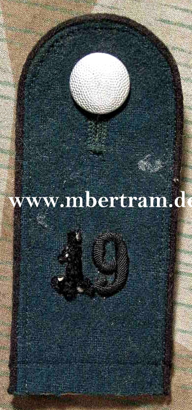 Schulterklappe Schütze, "Pionier Rgt. 19". Zum Einnähen