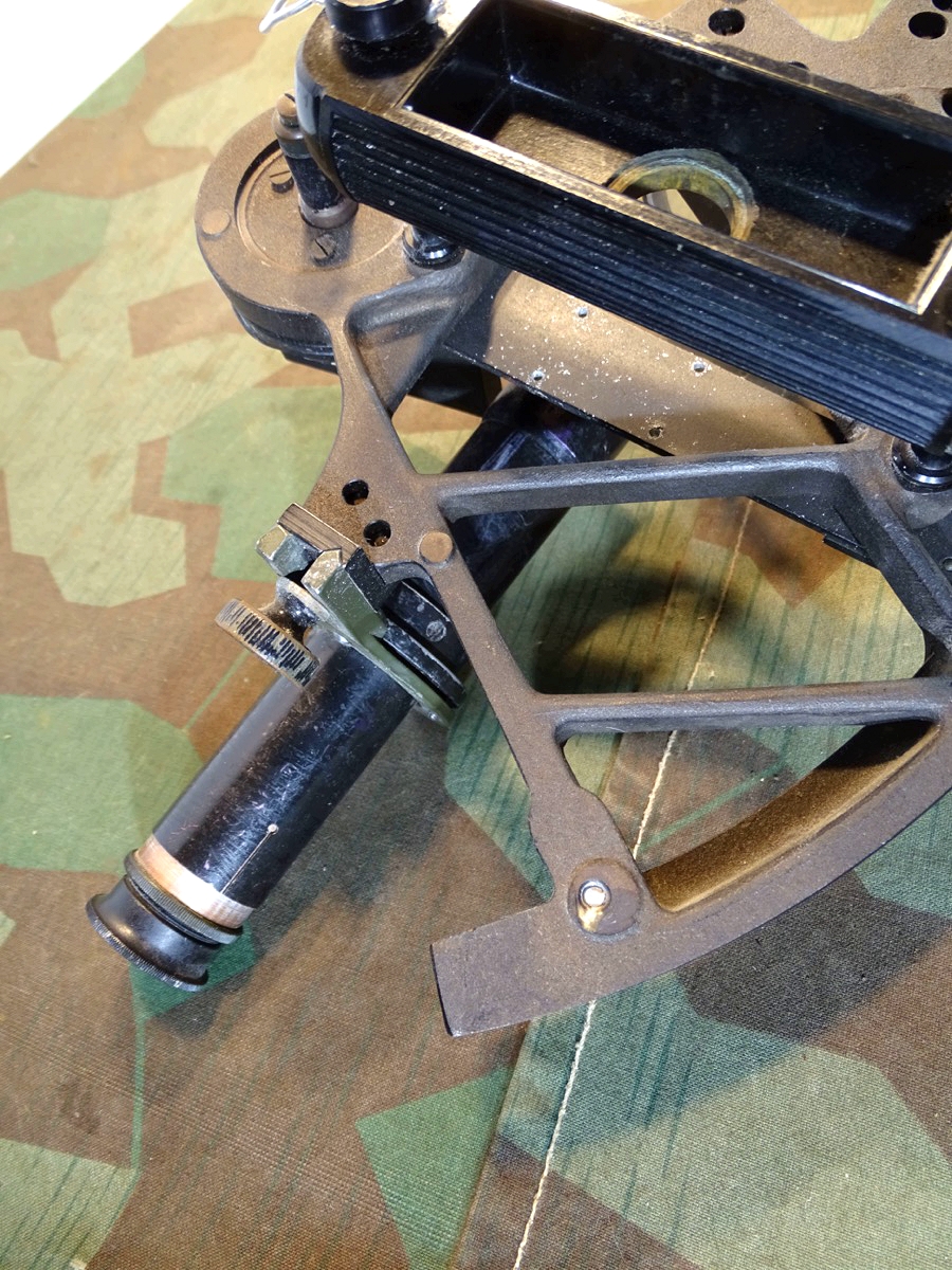 Sextant der Kriegsmarine mit großem Reichsadler mit M Sextant der Kriegsmarine mit großem Reichsadler mit M
