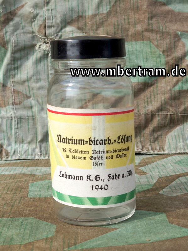 Leerer Glasbehälter Natrium-Bicarbonat Lösung 1940