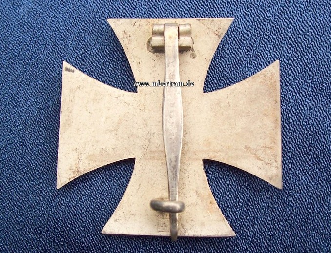 Eisernes Kreuz I.Klasse 1914 im Etui Mod.1939 Herst. L/11