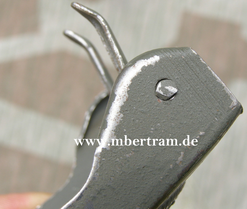 10055-16 SELTENES EXTREM SPÄTES SS Koppelschloß mit Riemen