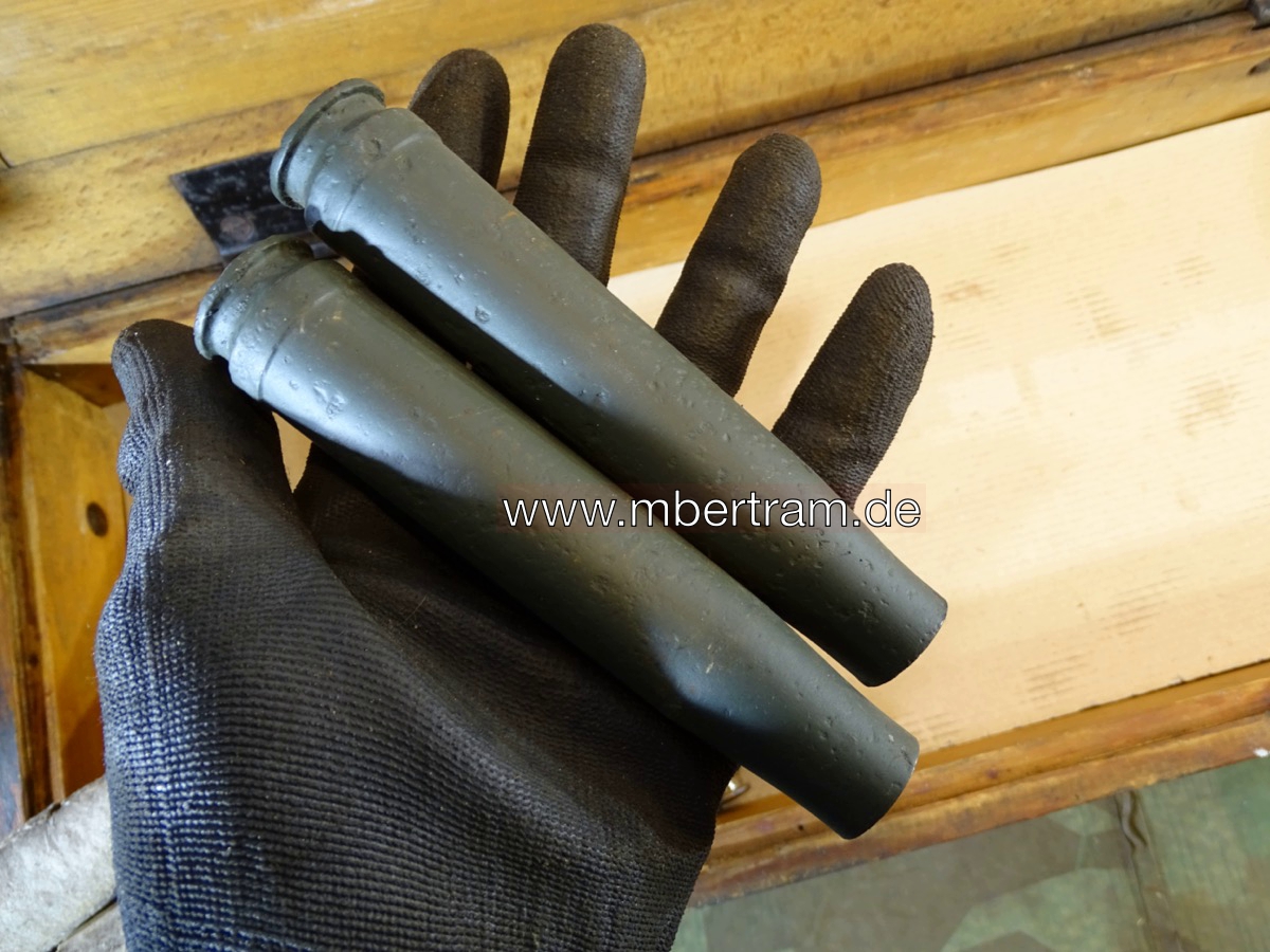 20768-8 Frühe Holz Munitionskiste für 100 Stück 2 cm Spr. Gr. Patr. Flakmunition, mit Inhalt