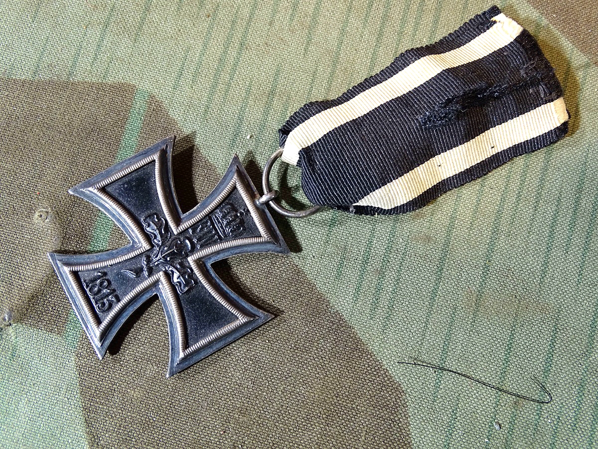 Eisernes Kreuz 2. Klasse 1914, Zustand 1-, Hst.: K für Fa. W. Kluge & Co.