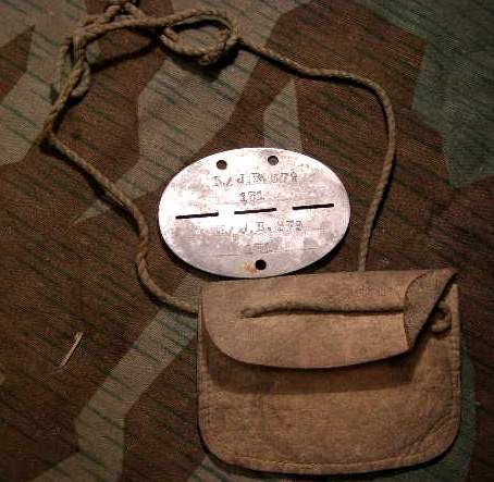 Erkennungsmarke Alu 3. / J.R.379 mit Original Lederbeutel