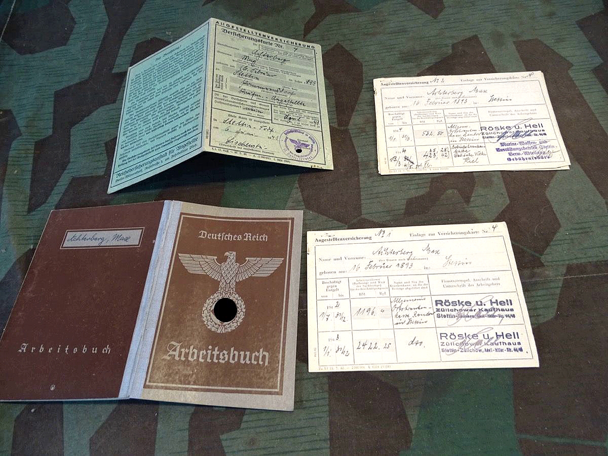 Arbeitsbuch Modell nach 1939 und 3 Versicherungskarten, Marine Waffen- und Ausrüstungsbetrieb Stettin