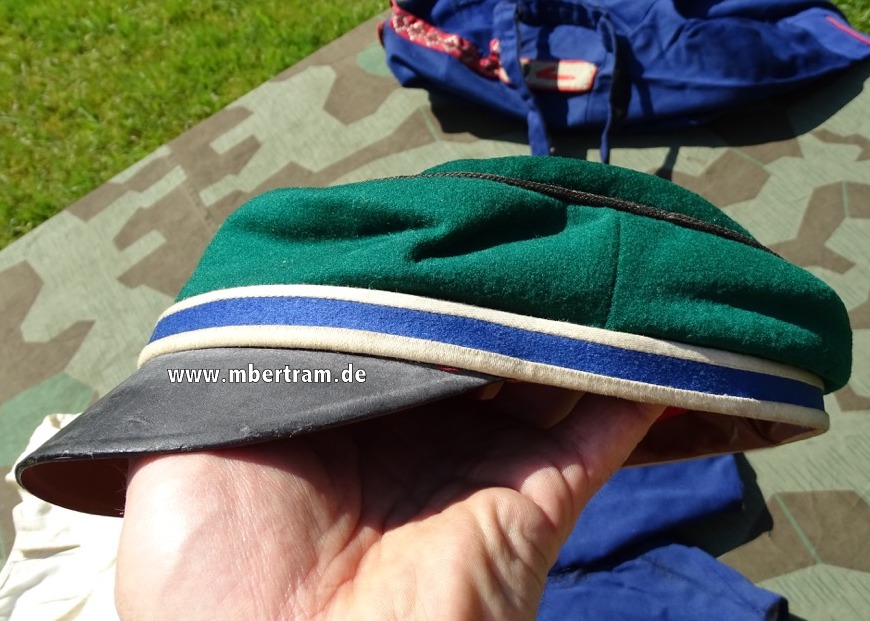 16422-14 Kinder Uniform, preussisches, blaues Uniformtuch, Preussische Uniformknöpfe.