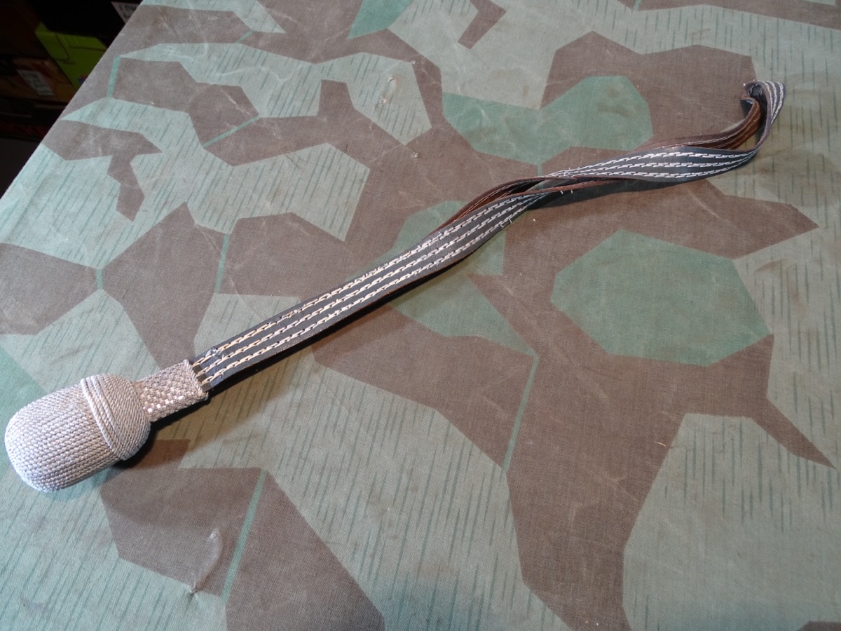 Portepee für Feldwebel / Unteroffizierssäbel Wehrmacht und Reichswehr, 3 Durchzüge