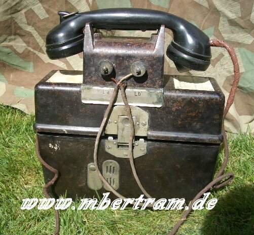 Wehrmachts Feldtelefon mit zusätzlichem Aufsatzgerät