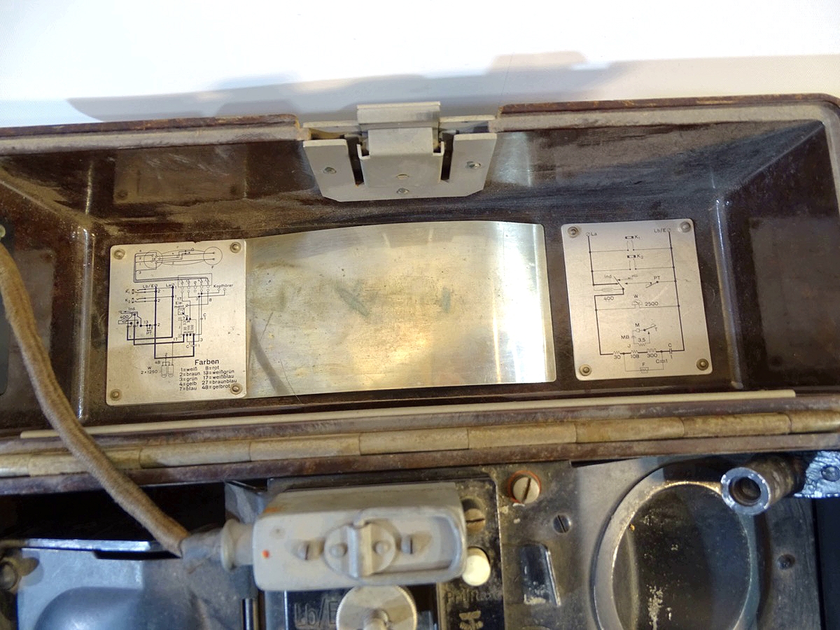20773-12 Wehrmacht / Waffen SS frühes Feldtelefon von 1939
