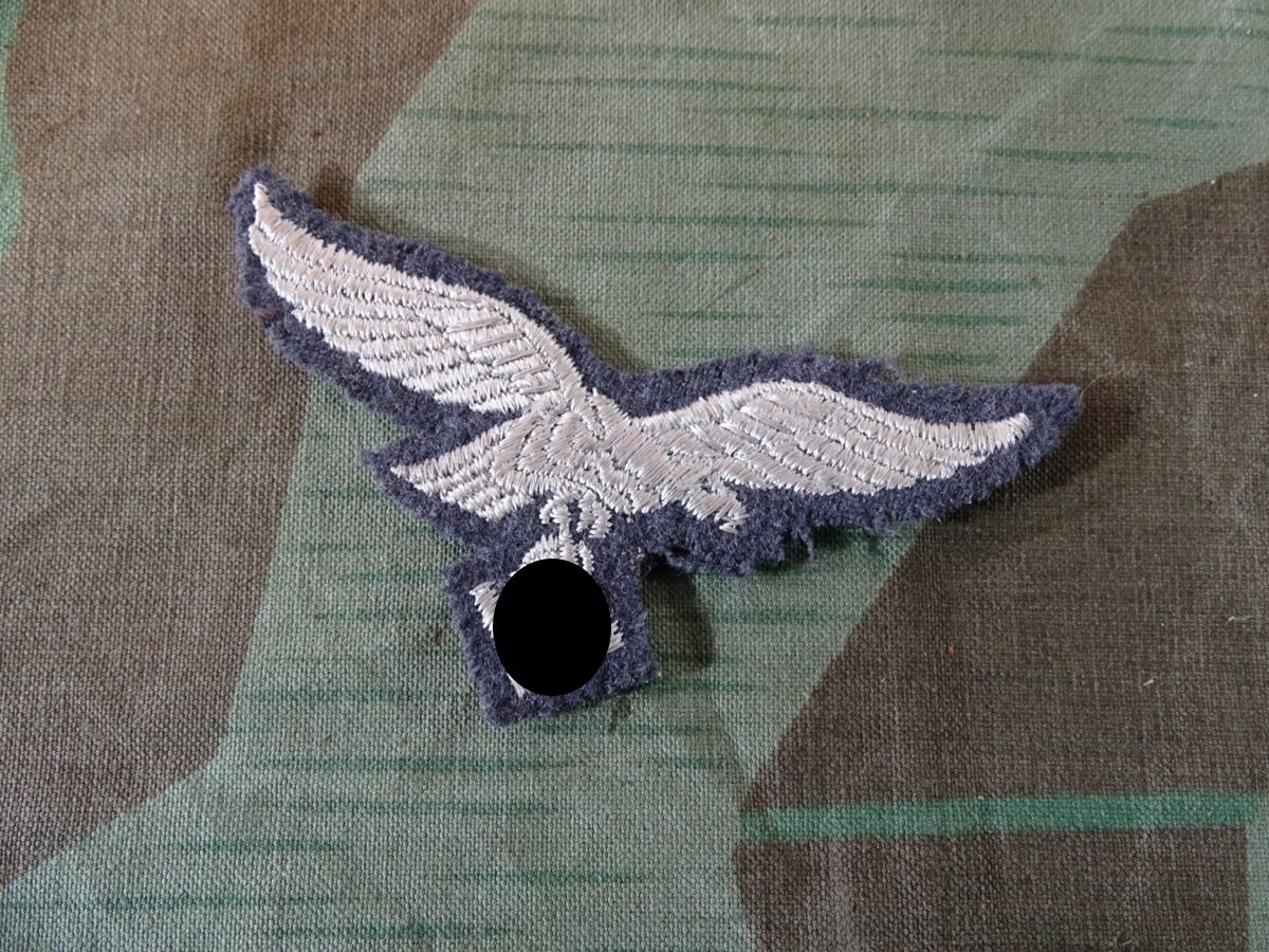 Effektensatz Feldwebel der Luftwaffe, fliegende Truppe, Kragenspiegel, Brustadler, Schulterklappen