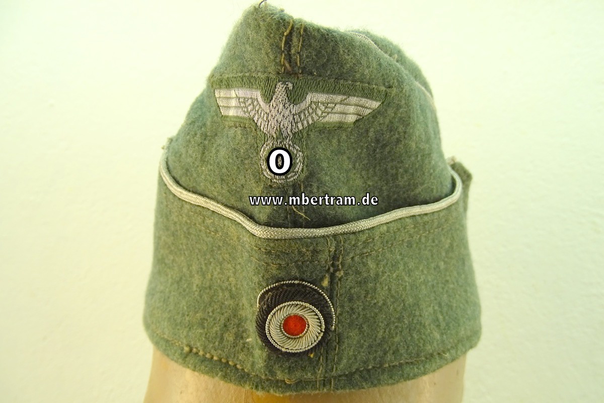 Wehrmacht Schiffchen für Offiziere des Heeres. Kompeltt effektiert