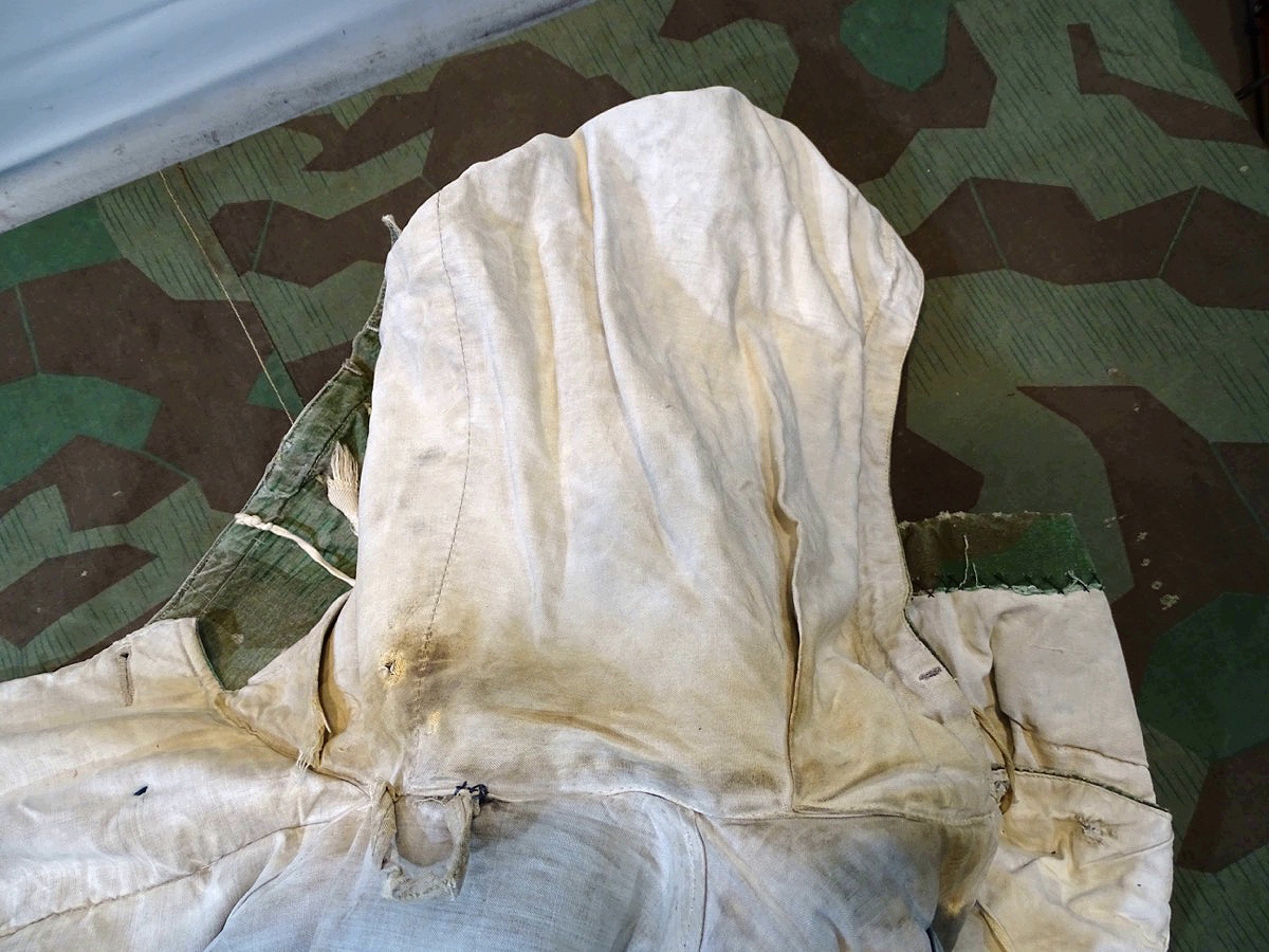 20950-18 Wehrmacht wendbare Wintertarnjacke, Splittertarn auf weiß, getragenes, ungereinigtes Stück