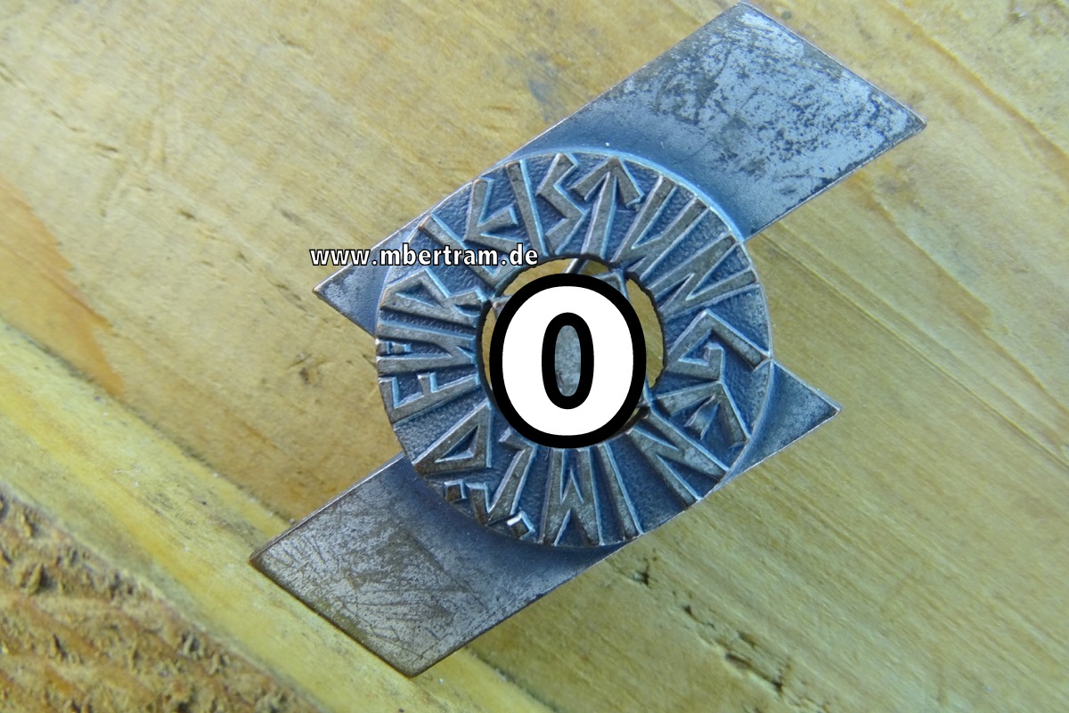 DJ-Leistungsabzeichen in Silber, Buntmetall, versilbert, Hersteller "RZM M 1/35"