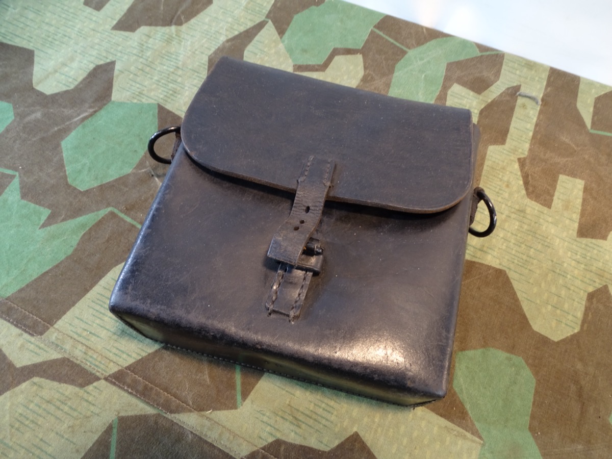 Wehrmacht Nachrichten Gürteltasche für Werkzeug der Fernmelder ohne Gürtelschlaufen 1943
