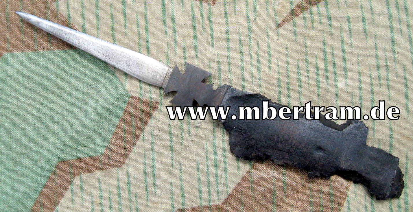1. WK Brieföffner aus Granatsplitter mit Eisernen Kreuz