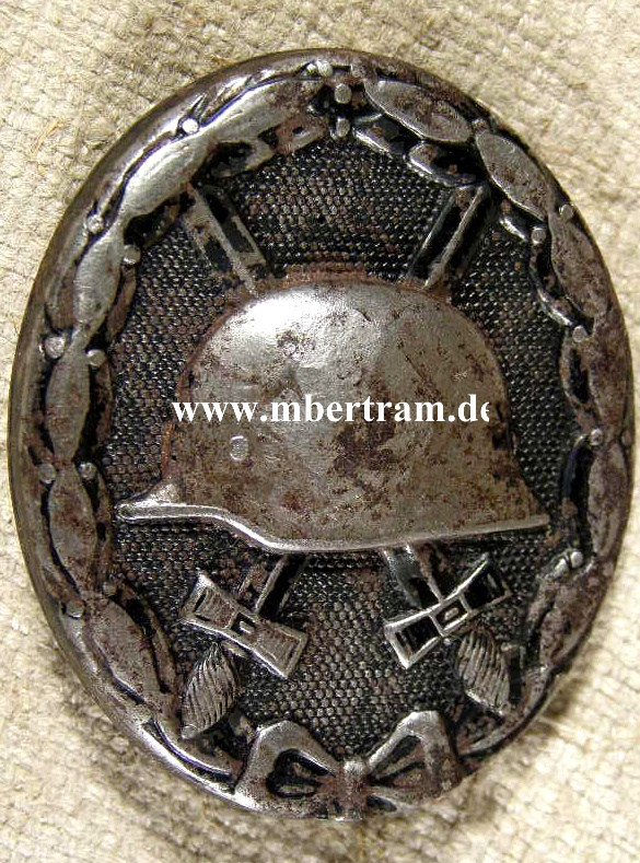 Verwundeten Abzeichen schwarz, 32 Hobacher, Entnazt.