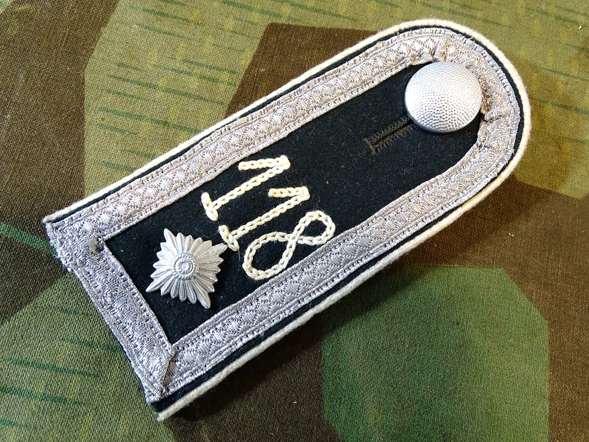 Schulterklappe Feldwebel Infanterie Rgt. 118
