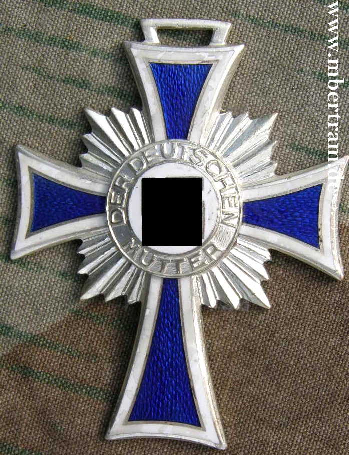 Ehrenkreuz der deutschen Mutter in silber, o. Band