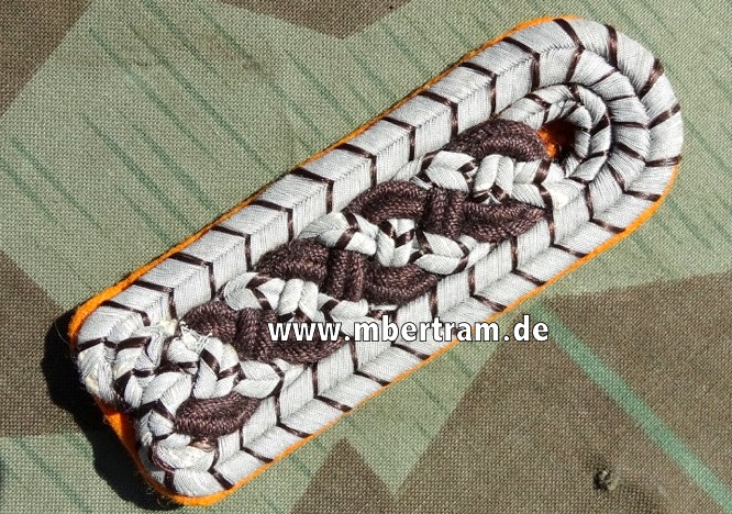 Einzel Schulterklappe Meister der Gendarmerie 3. Reich, zum aufschlaufen