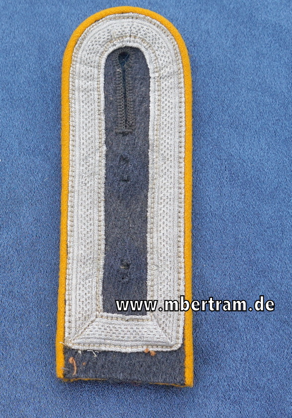 Eine Schulterklappe Luftwaffe, Unterfeldwebel Fliegertruppe um 1938