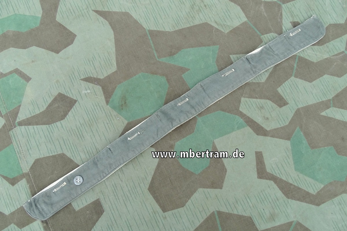 Wehrmacht / Waffen SS Kragenbinde/ Einknöpfkragen feldgrau / weiß ca. 57 cm
