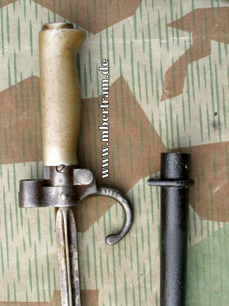 Bajonett Mle. 86 Lebel, 1. Mod., lang, gebo. Parierstange.