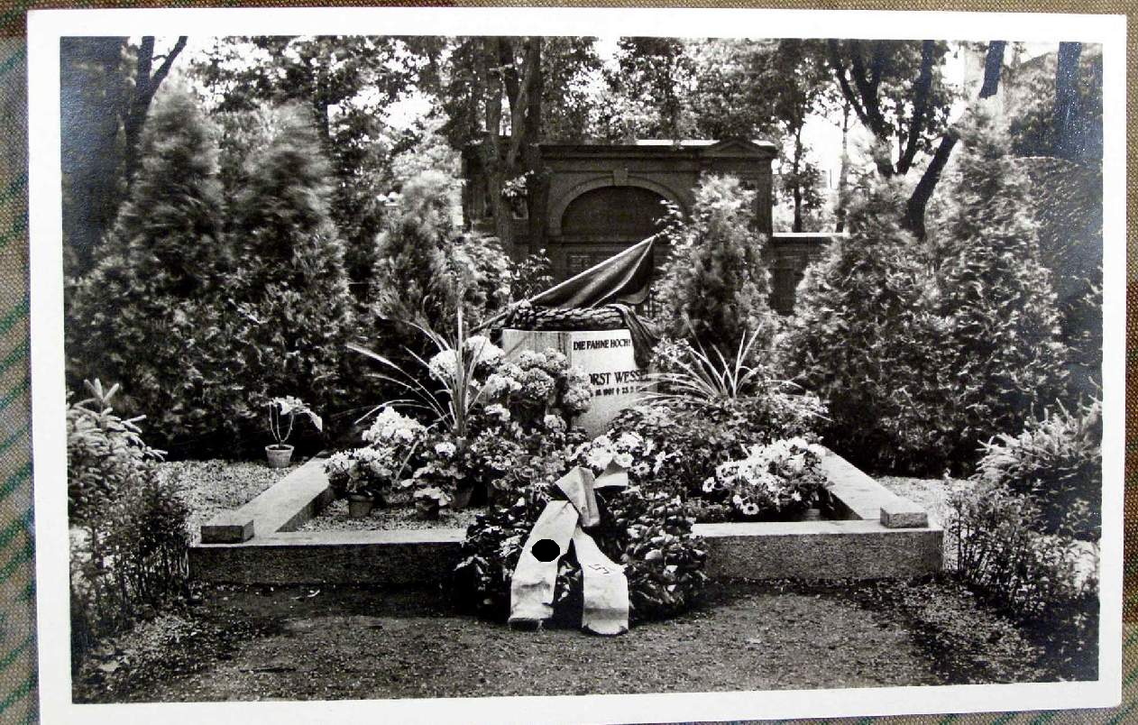 Ruhestätte des Nationalhelden Horst Wessel in Berlin