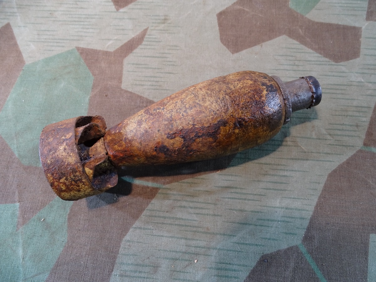 Wehrmachts Deko SD 1 ( 1kg) Fliegerbombe 2. WK mit Farbe und Zünder