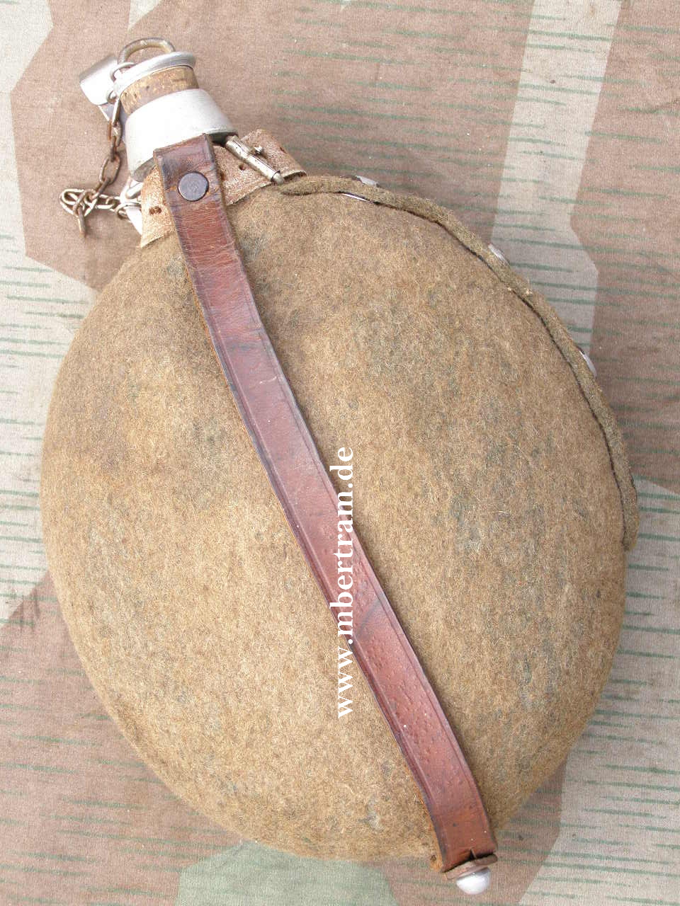 Deutsche Feldflasche 1. Weltkrieg. Frühes Mod., Alu, Korken