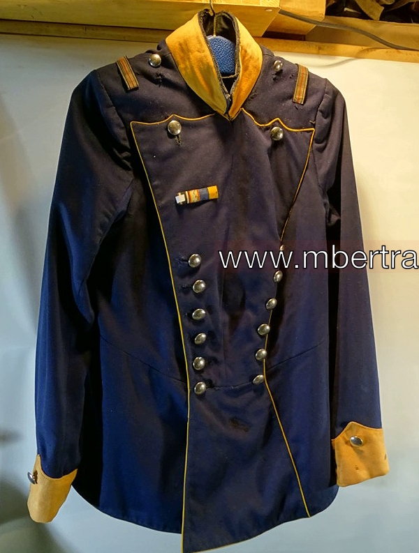 Uniformjacke Ulanen Regiment 15 oder 20, Offizier. Stark getragen.