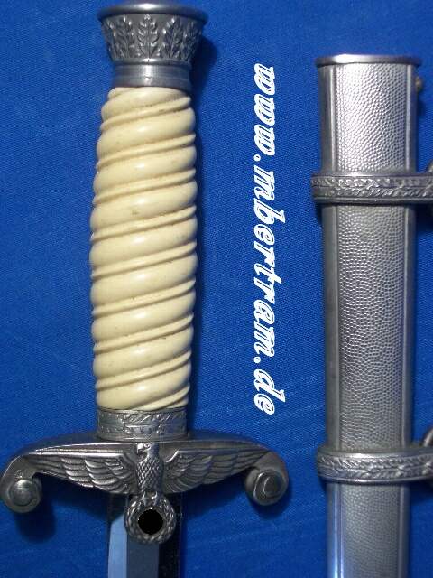 HEERES OFFIZIERSDOLCH, WEHRM., WEISSE GRIFFHÜLSE