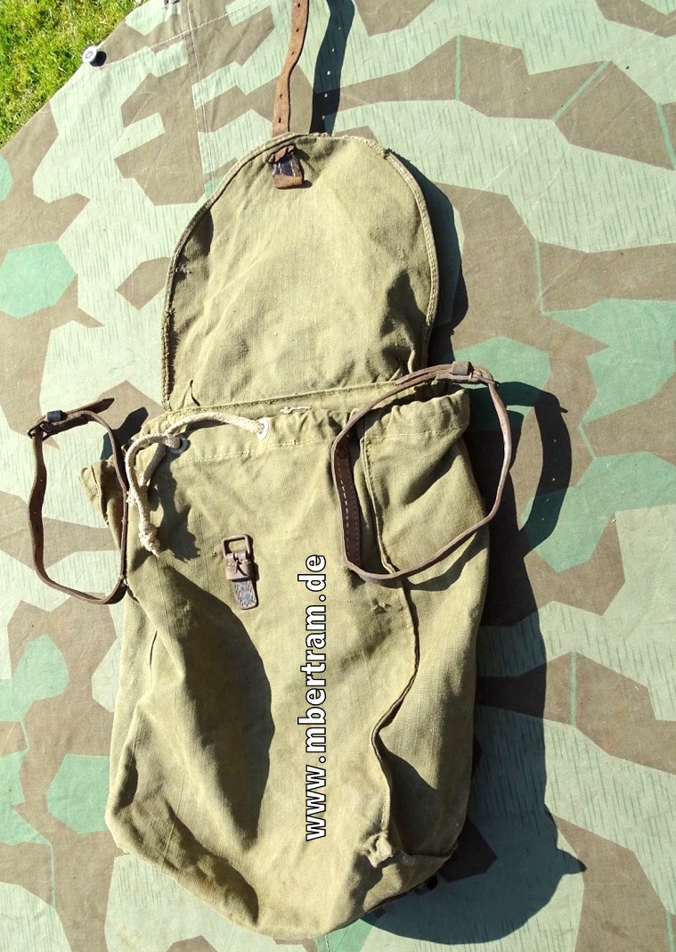 Kleiner Wehrmachtsrucksack, sog. "Artillerierucksack" 1943
