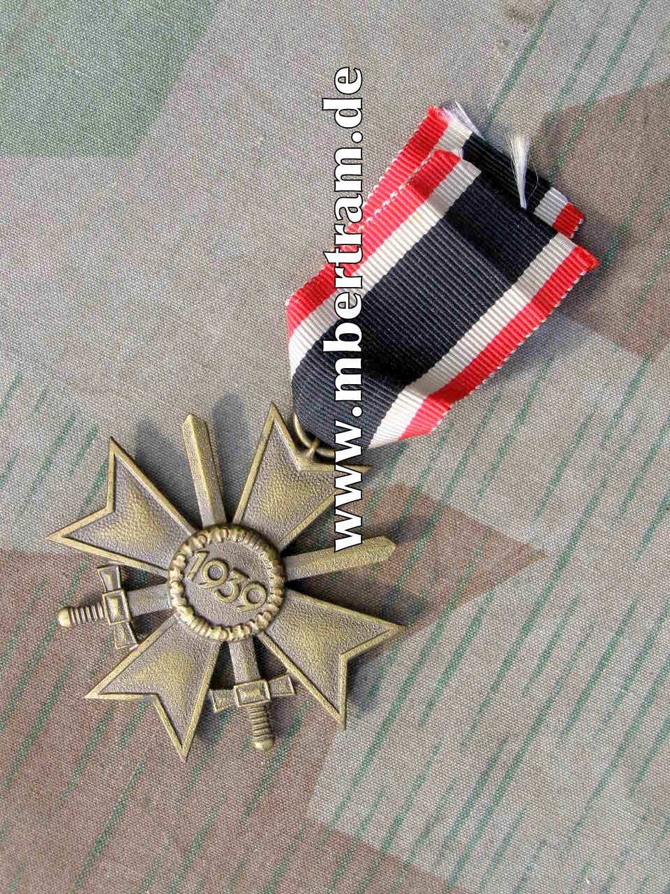 KvK 2 Kl. 1939 m. Schw., mit. Band. Feinzink, ohne Hst.