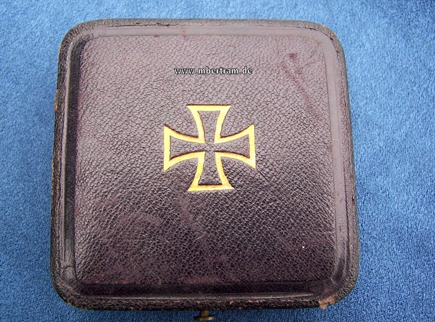 Eisernes Kreuz I.Klasse 1914 im Etui Mod.1939 Herst. L/11