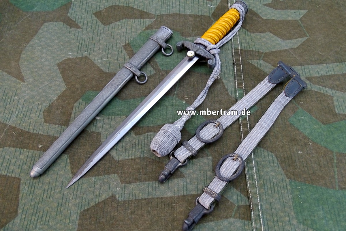 Wehrmacht Heeres Offiziersdolch "WKC" Solingen, Gehänge Portepee