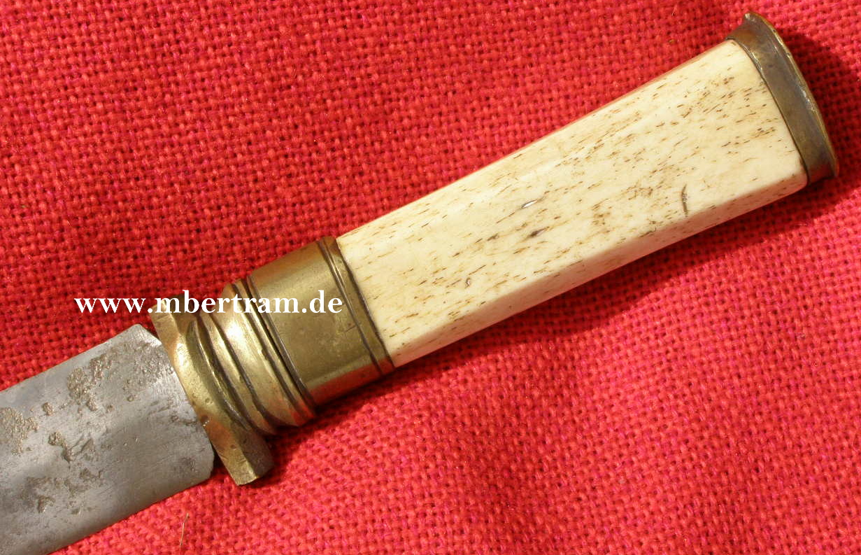 10348-4 Hirschfänger, wahrscheinlich deutsch um 1800.