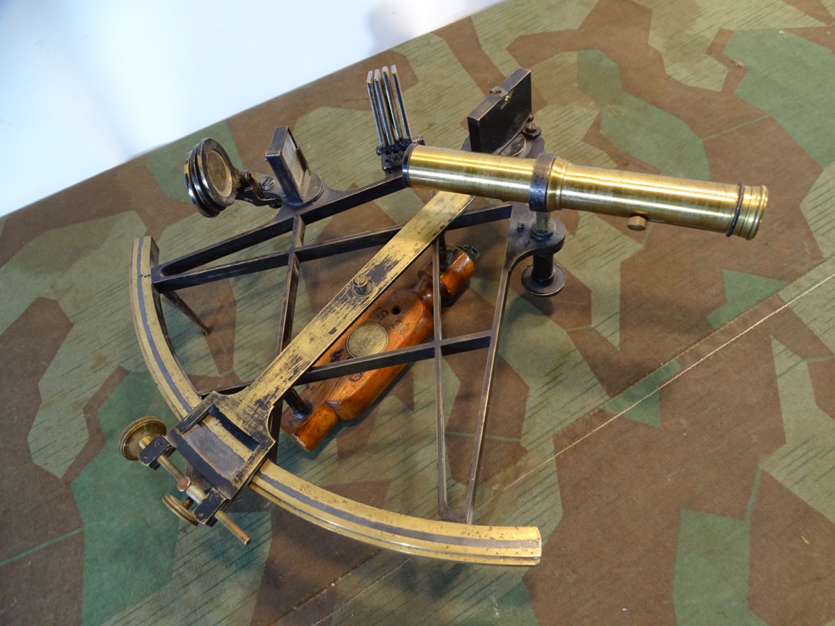 Sextant der Kaiserlichen Marine, gute Erhaltung, schöne Stemplung.  Sextant der Kaiserlichen Marine, gute Erhaltung, schöne Stemplung.