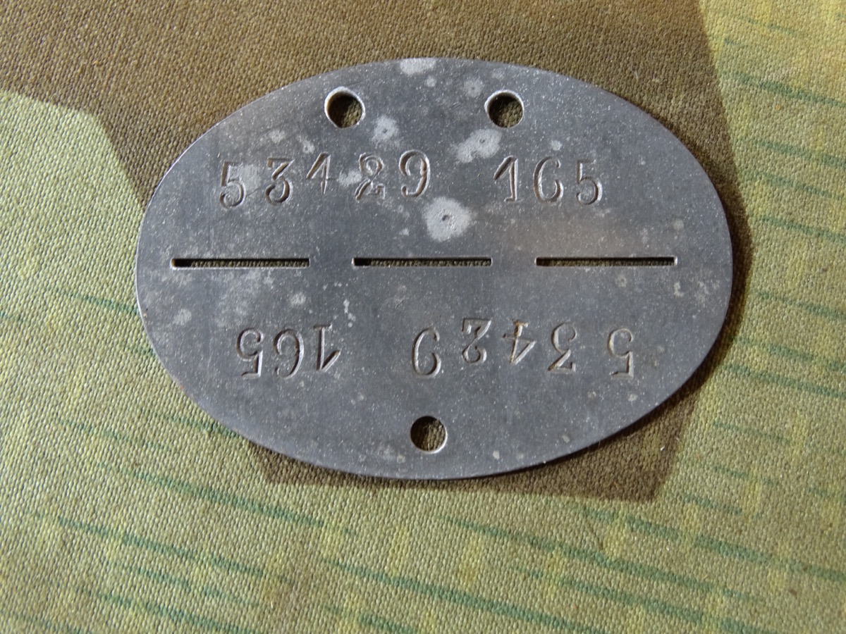 Codierte Erkennungsmarke der Fallschirmjäger, Nr. 53420, Personal Nr. 165