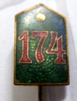 Regimentsabzeichen Jägerregiment 174, grün m. roter Nr.
