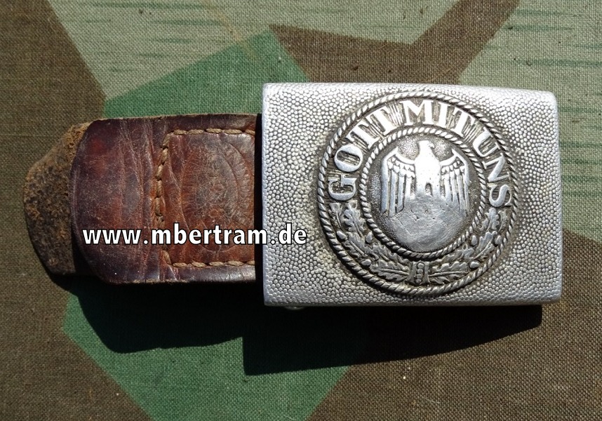 Alu Koppelschloss  WH Heer, entnazifiziert. Mit Lederlasche " G.Brehmer 1938"