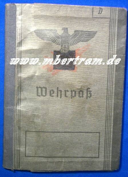 Dokumente: Arb.buch, Militärpass 1WK, Wehrpass 2.WK