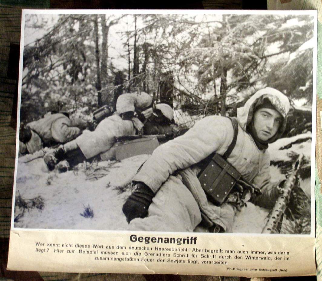 Gegenangriff dt. Grenadiere in Russland, Wintertarnuniformen