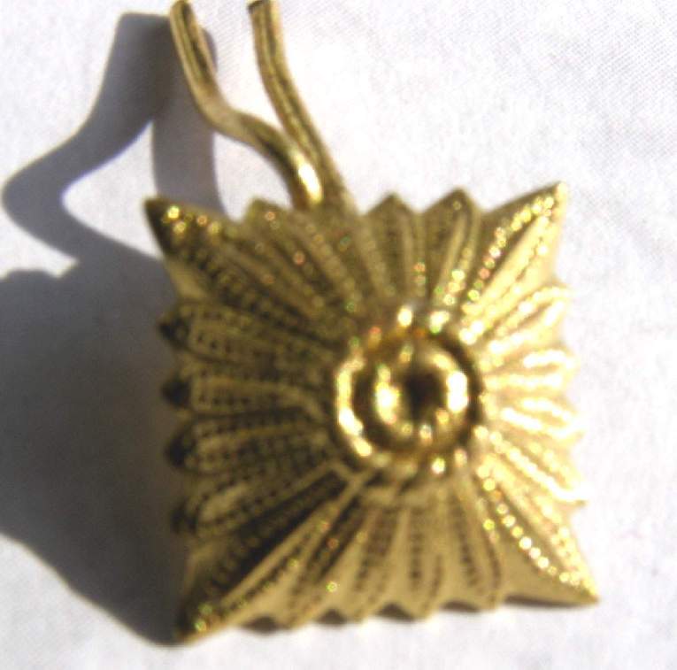 Goldene Rangsterne für Schulterklappen 13mm mit Splinten
