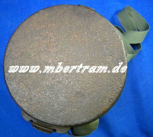 Gasmaskendose deutsch, 1. Weltkrieg, Reste d. Originalfarbe