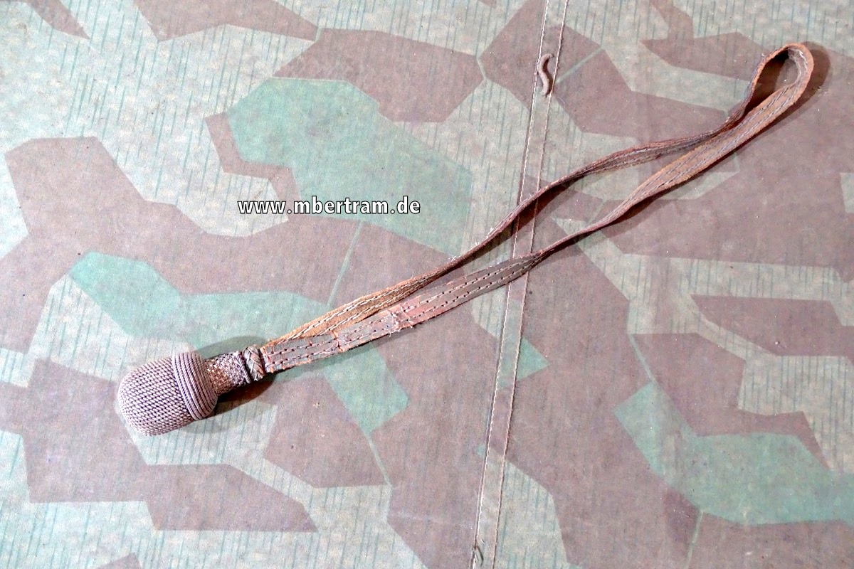Wehrmacht, Leder Portepee für Offizierssäbel, stärker getragen
