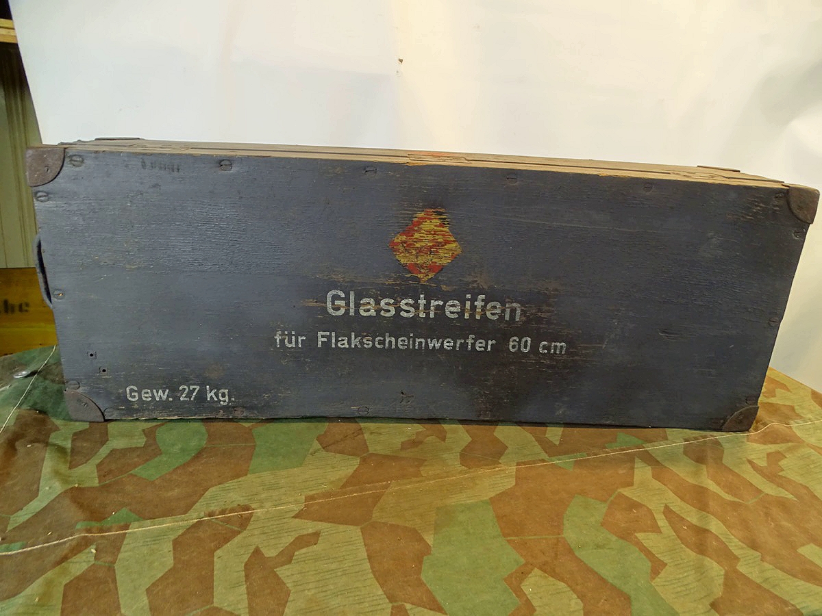Original Luftwaffen Packkiste " Glasstreifen für Flakscheinwerfer 60 cm"